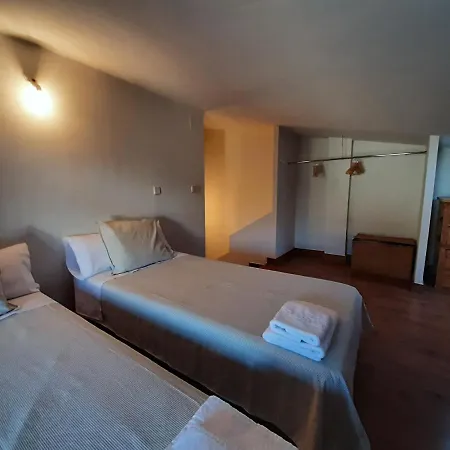 Hébergement de vacances Casa Con Patio Y Chimenea En