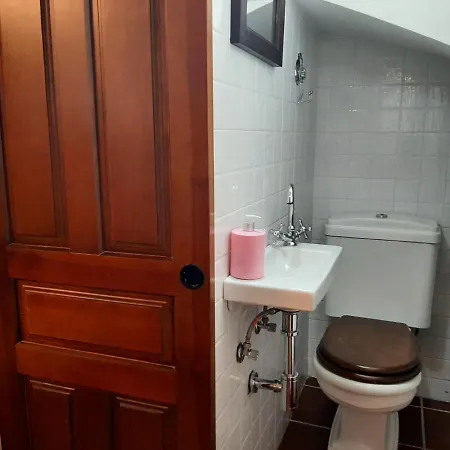 Hébergement de vacances Casita Rustica Con Patio Y Chimenea - El Cabildo Piedralaves