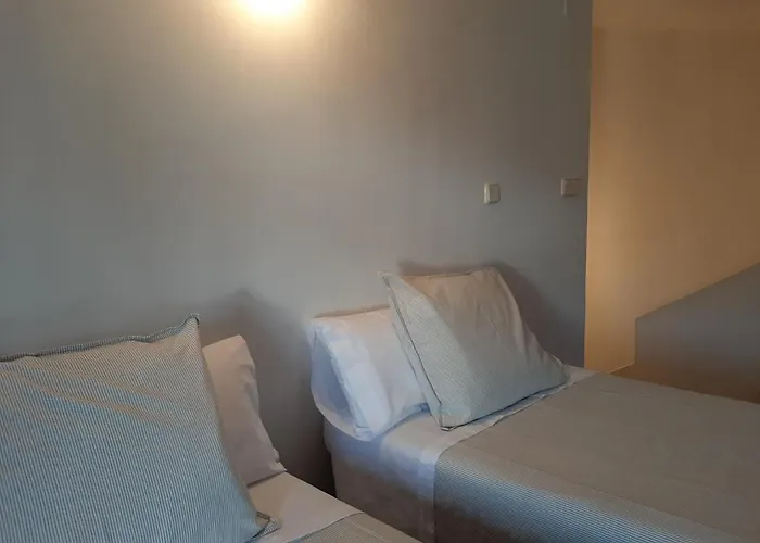 別荘 Casa Con Patio Y Chimenea En